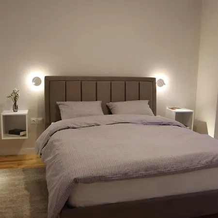 Four Seasons شقة *